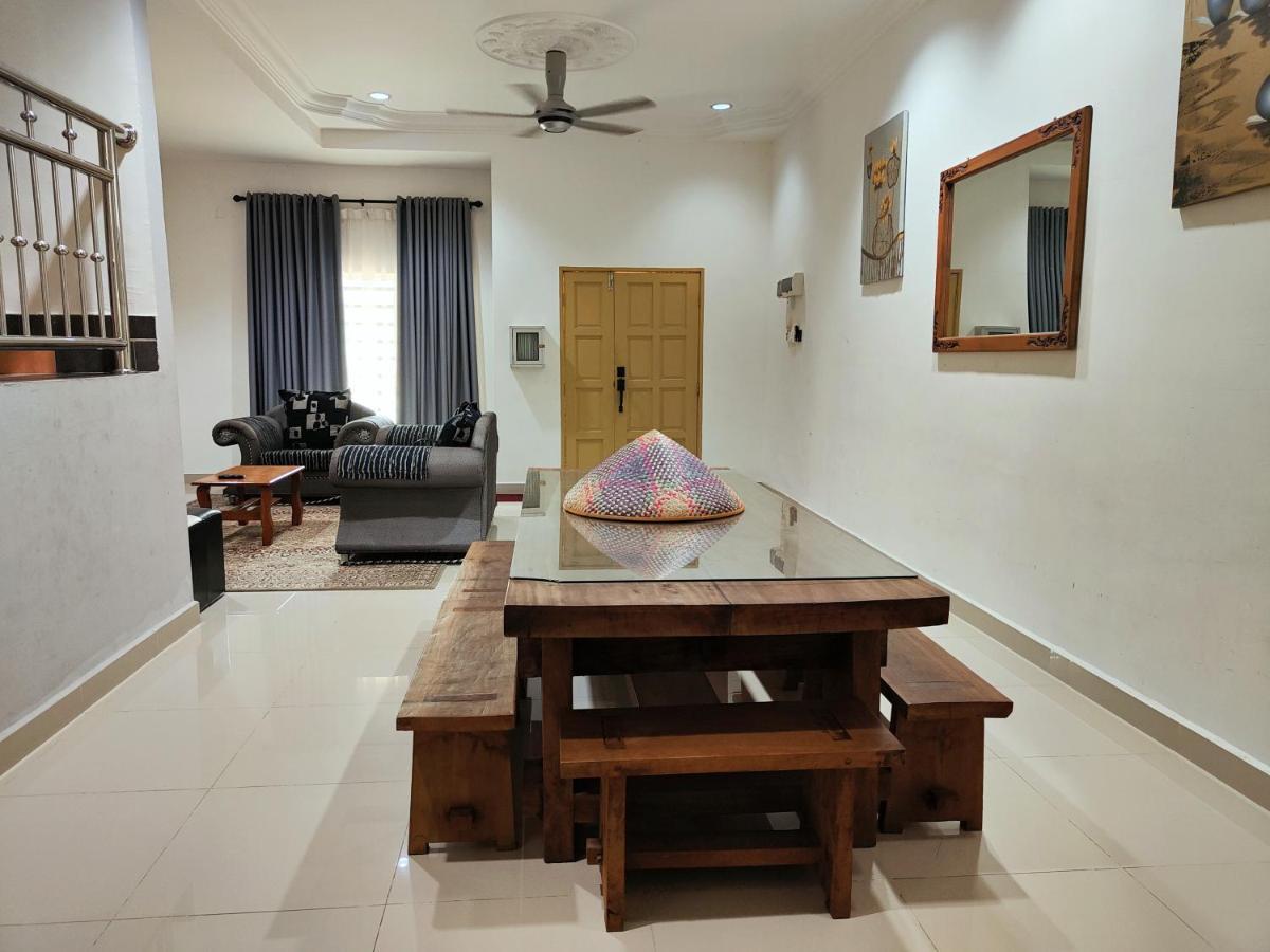 Homestay Roma Suite กัวลาตรังกานู ภายนอก รูปภาพ