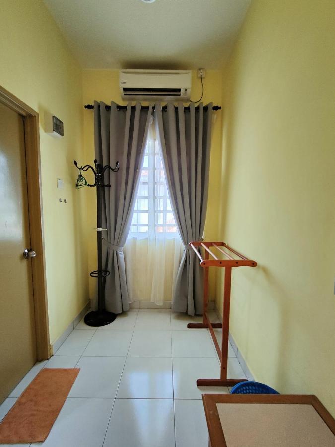 Homestay Roma Suite กัวลาตรังกานู ภายนอก รูปภาพ